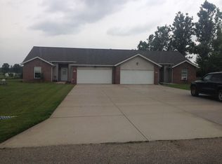 9419 Winding Creek Dr, Diamond, OH 44412