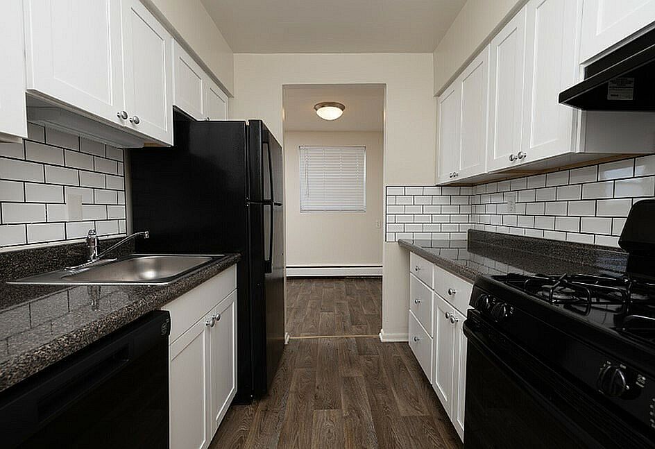 Westbury Apartments Willow Grove PA