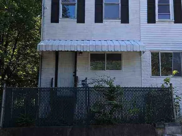 10 Courtright St, Pittsburgh, PA 15212