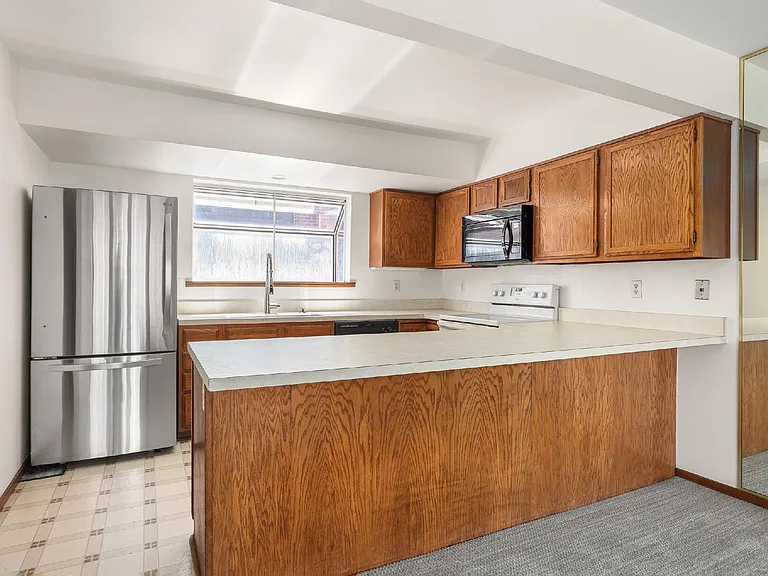 932 E Ellsworth Ave #A — Photo 12