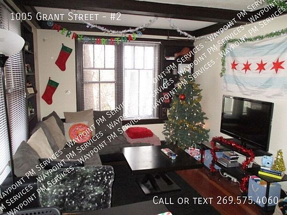 3rd image of 1005 Grant St #2