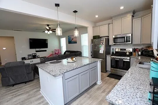 1049 Crescent Moon Loop — Photo 18