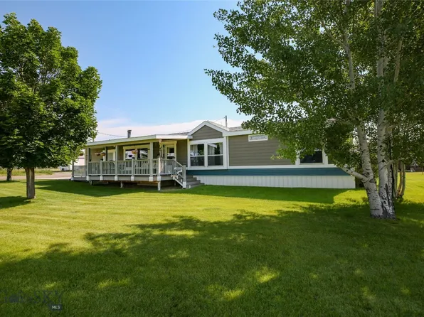 106 4th St E, Clyde Park, MT 59018