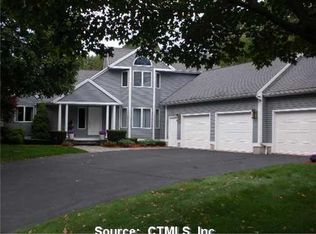 41 Summerberry Cir, Bristol, CT 06010