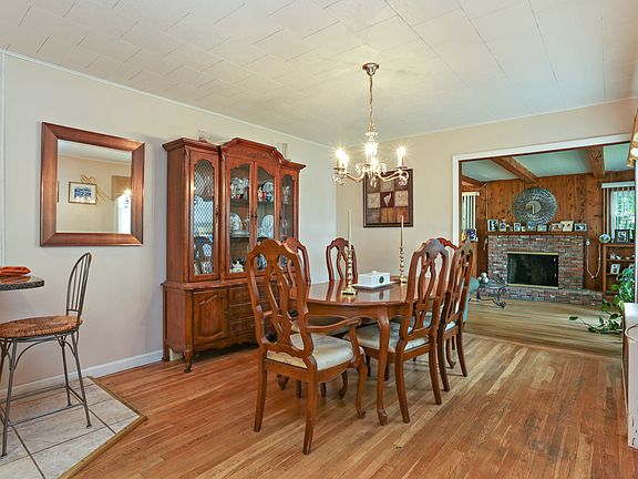 5th image of 15 Highland Dr