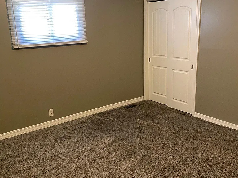 3938 Rosemount Rd — Photo 13