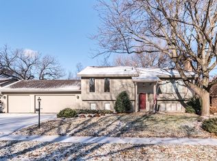 8630 Hunters Way, Apple Valley, MN 55124