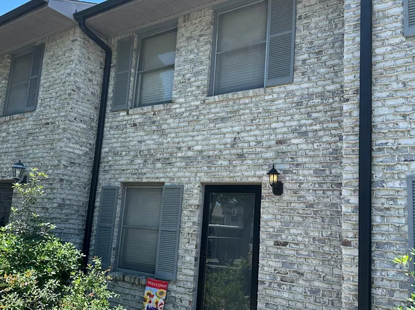 100 Ye Olde Kings Hwy APT R, North Myrtle Beach, SC 29582
