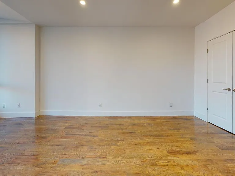 13828 Queens Blvd #2E — Photo 8