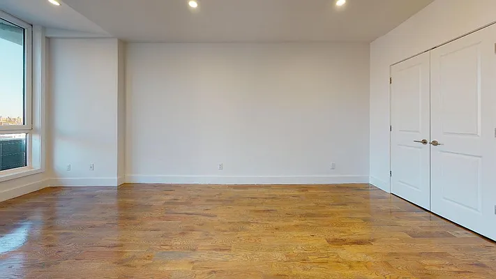 Rented by Metro Garden Realty NYC | media 29