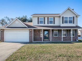 1531 Picketts Ct, O Fallon, IL 62269