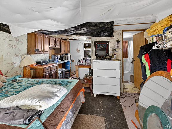 4th image of 2633 S Stevens Rd