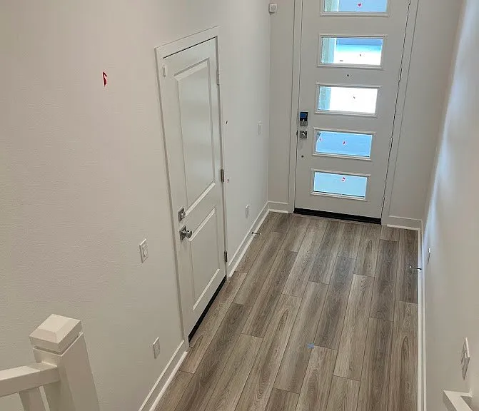 435 Mullberry Pl — Photo 3