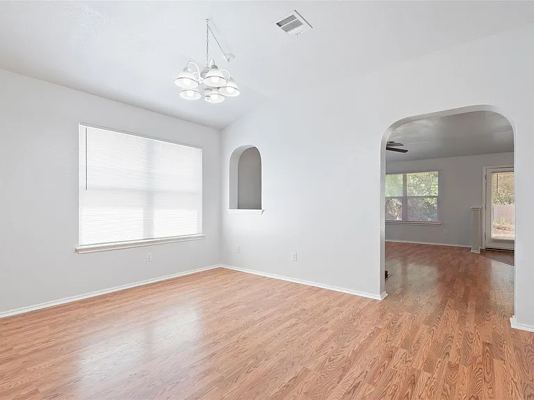 3307 Blue Ridge Dr — Photo 8