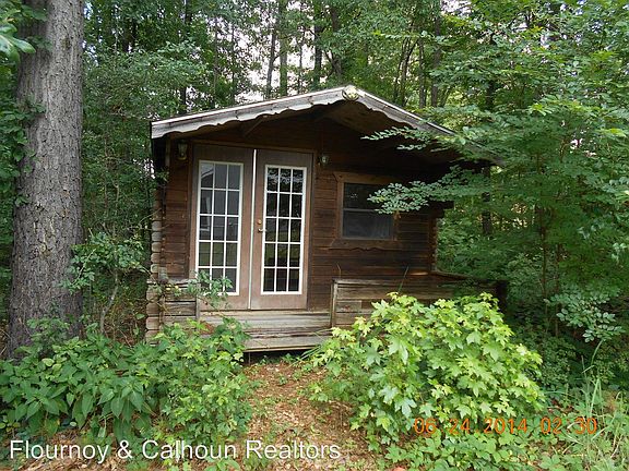 2nd image of 320 Lee Road 997