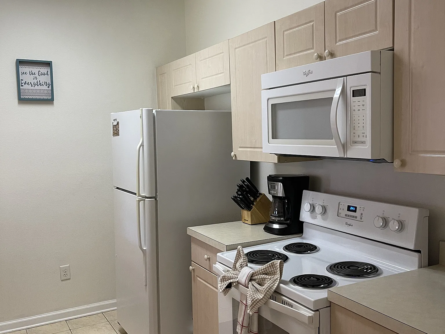 3 bed, 1268 sqft, $1,950 — Photo 4