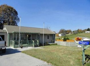 108 Lyncrest Ave, Calhoun, TN 37309