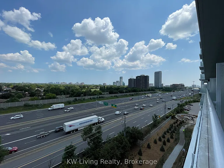 188 Fairview Mall Dr #816 — Photo 17