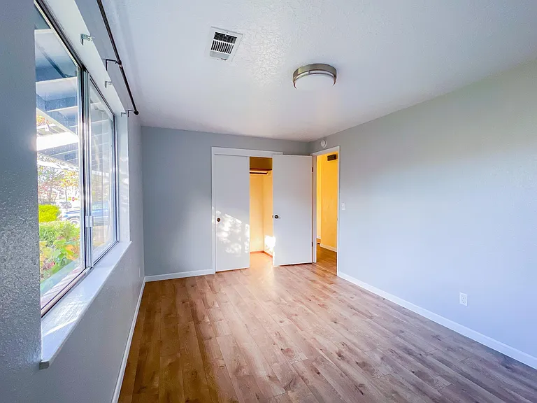 1725 Camellia Dr — Photo 18