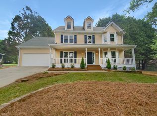 1960 Nicholas Ln, Grayson, GA 30017