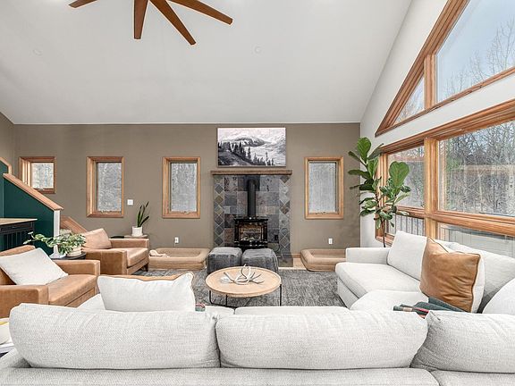 5th image of 317 Ridge Rd
