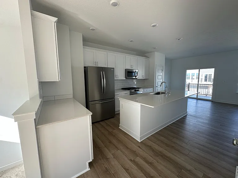 9321 Benton Dr — Photo 14