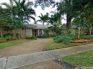 19941 NE 22nd Ave, Miami, FL 33180