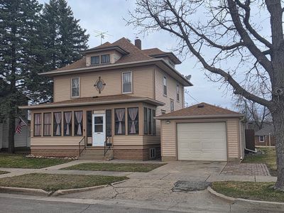 412 3rd St, Kenyon, MN, 55946