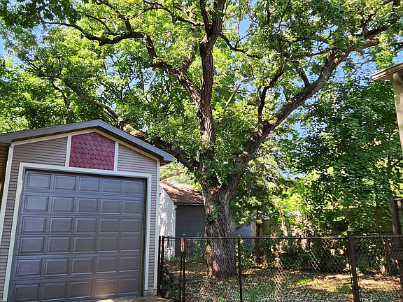 garage space included