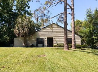 925 Coachlight Ln, Brooksville, FL 34601