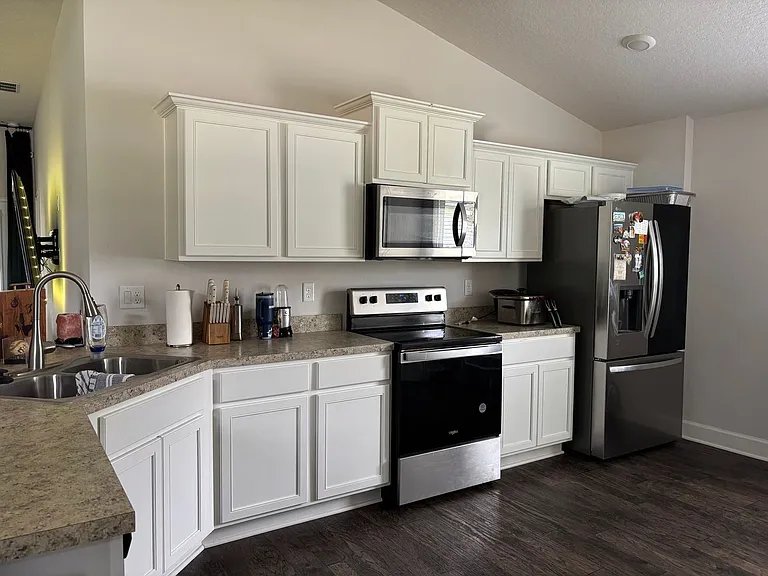8112 Helmsley Blvd — Photo 6