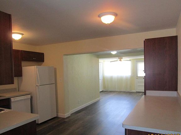 5th image of 36 Seabreeze Dr
