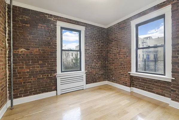 Rented by Compass | media 25