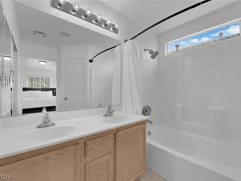 5079 Desert Dandelion Ct — Photo 17