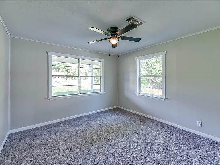 2778 FM 3277 — Photo 15