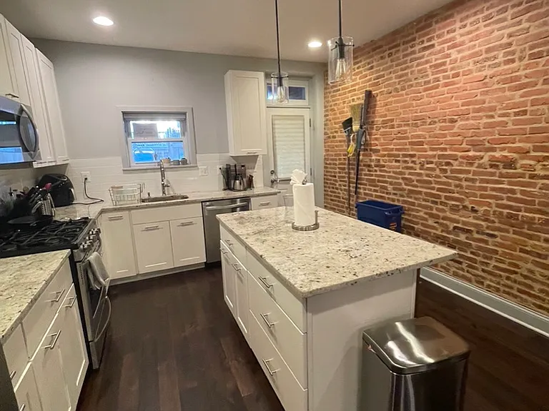 227 S East Ave — Photo 24