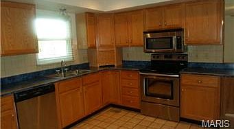 5th image of 1744 Westview Dr