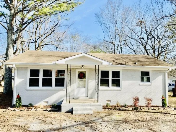 727 Maplewood Ave, Tullahoma, TN 37388