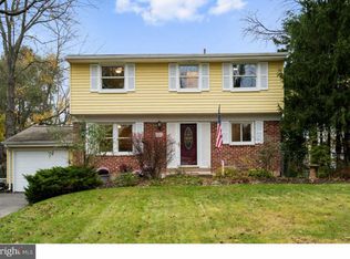 1541 Sylvan Dr, Blue Bell, PA 19422