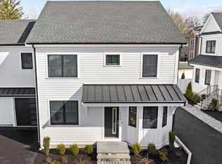 1094 Chestnut St #1094, Newton Upper Falls, MA 02464