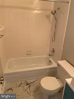 1823 N Shore Ct — Photo 24