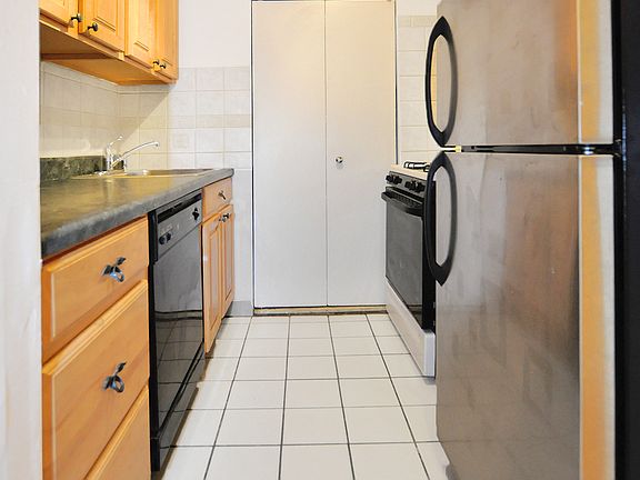 4th image of 4 W 109th St APT 3F