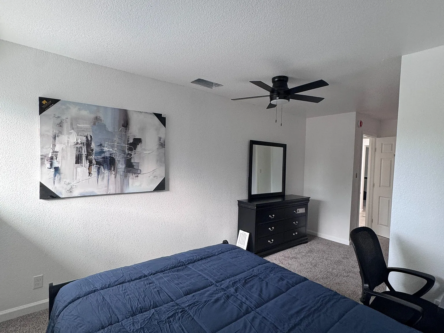 4 bed, 3.5 bath, 3493 sqft, $1,148 — Photo 1