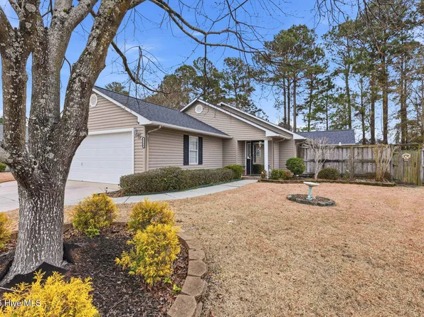 2136 Colony Plaza, Jacksonville, NC 28546