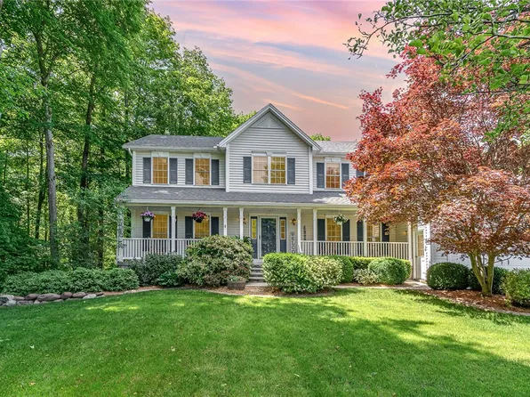 235 Sagewood Dr, Spencerport, NY 14559
