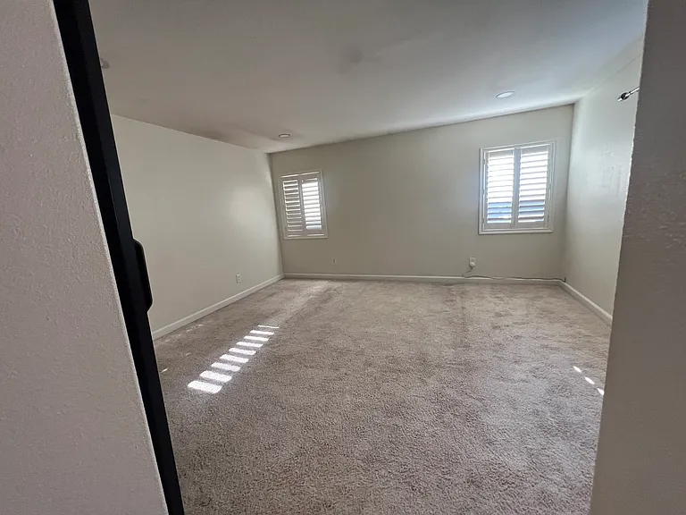 5944 Vista Santa Catarina — Photo 16