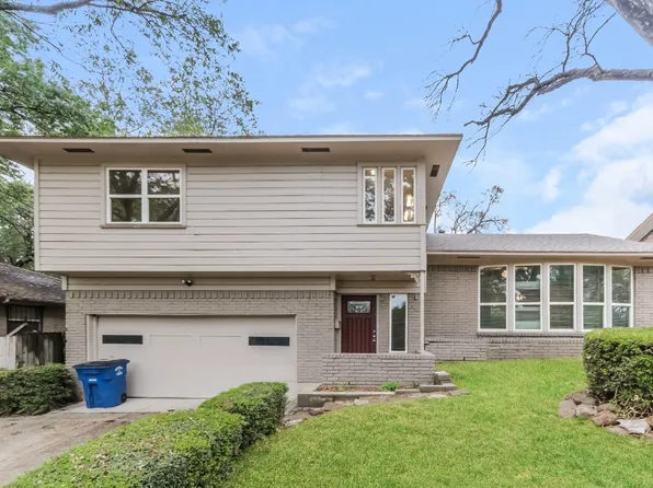 3215 Loganwood Dr, Dallas, TX 75227