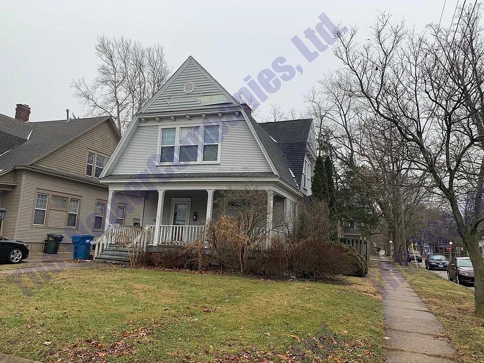 511 W Green St