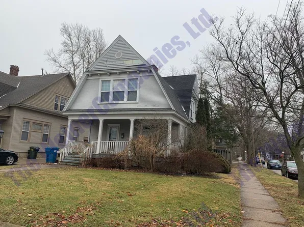 511 W Green St, Urbana, IL 61801