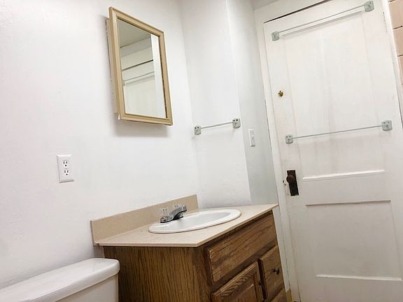 4th image of 65 Roanoke Pkwy #1